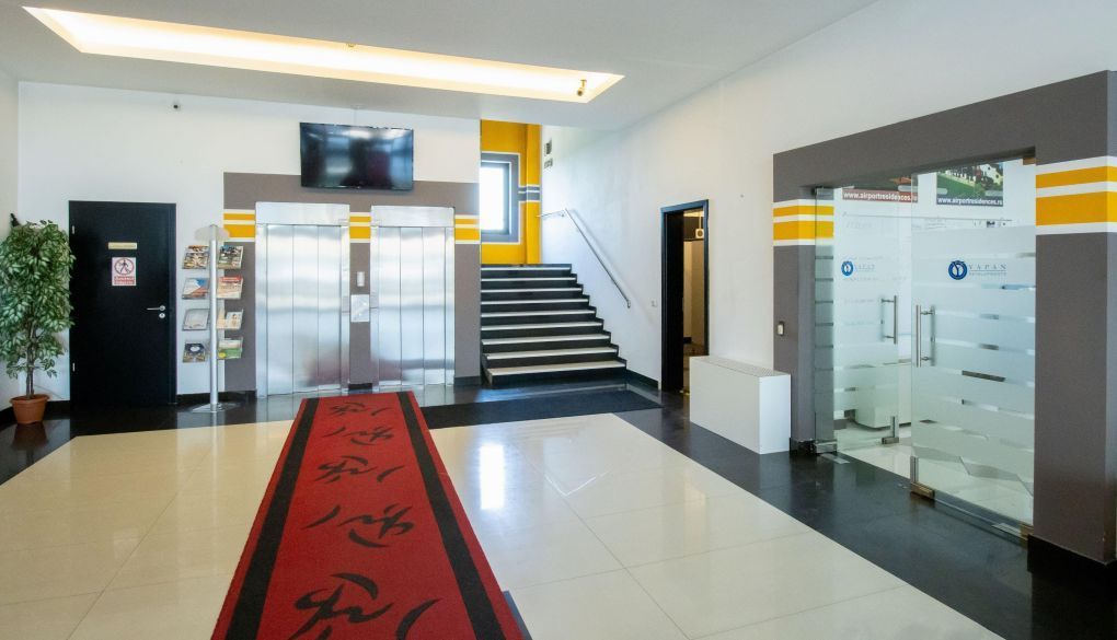 Inchiriere Bucuresti | Aeroport Otopeni | Spatiu Birouri | Utilitati incluse - Poză 10