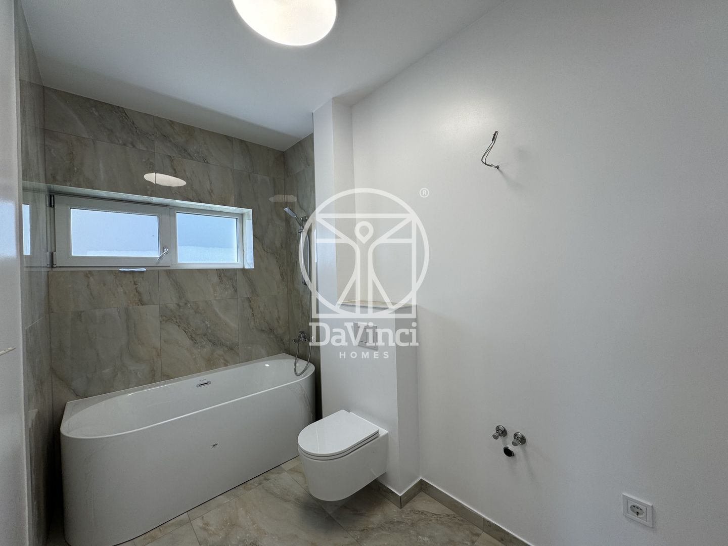 Apartament 3 camere - 2 bai, intabulat (81O-Ra-ap.1) - Poză 10