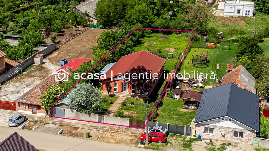 VÂNDUT! Casă 6 camere cu teren generos - Zadareni - Poză 8