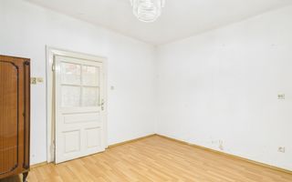 Casă cu 3 camere și teren de 450 mp în Pârneava - Poză 5