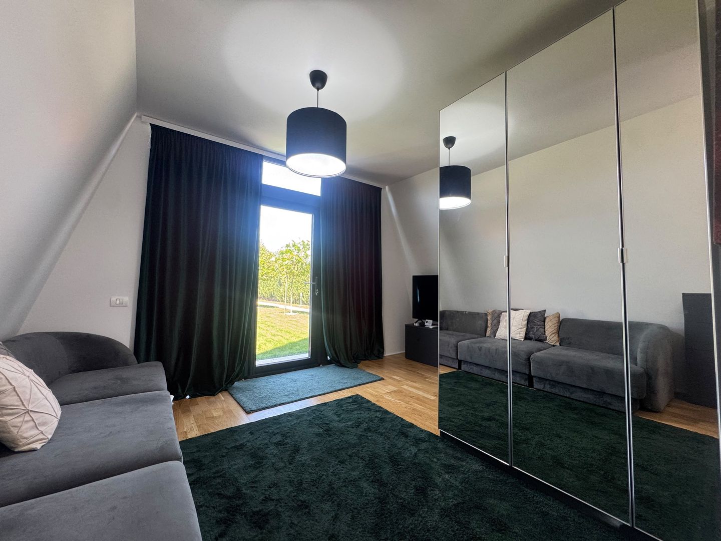 Proprietate exclusivista || A FRAME si CURTE 1425 MP +PISCINA || GRADISTEA IF - Poză 3
