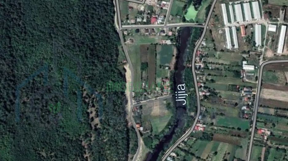 1000mp Teren intravilan Victoria cu temelie,Iași - Poză 3