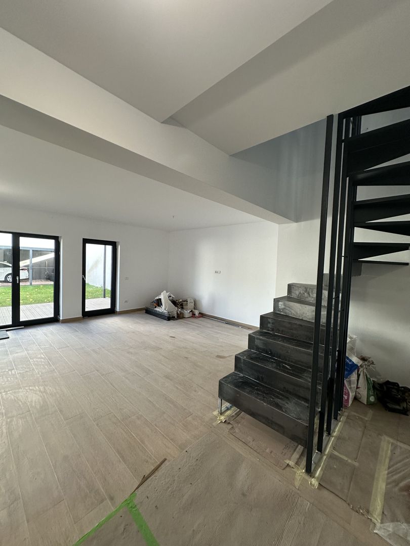 PROIECT DEOSEBIT - Poză 5