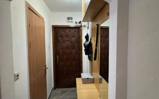 inchiriez apartament cu 2 camere semidecomandat - Poză 2