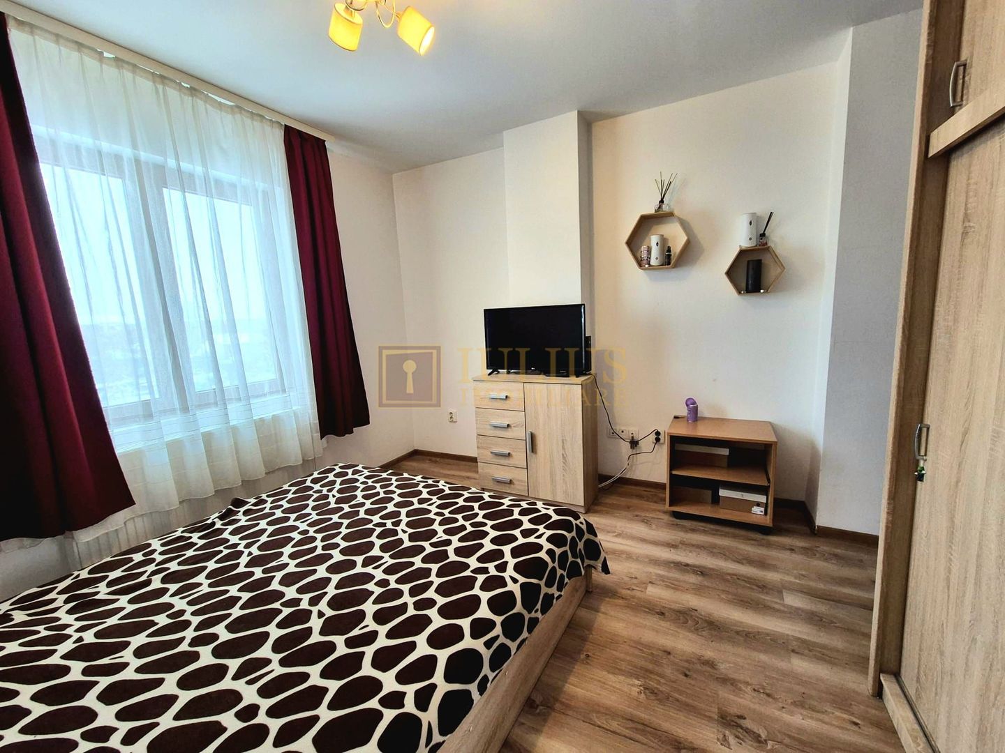 Complex Toronto | centrala proprie | - Poză 2