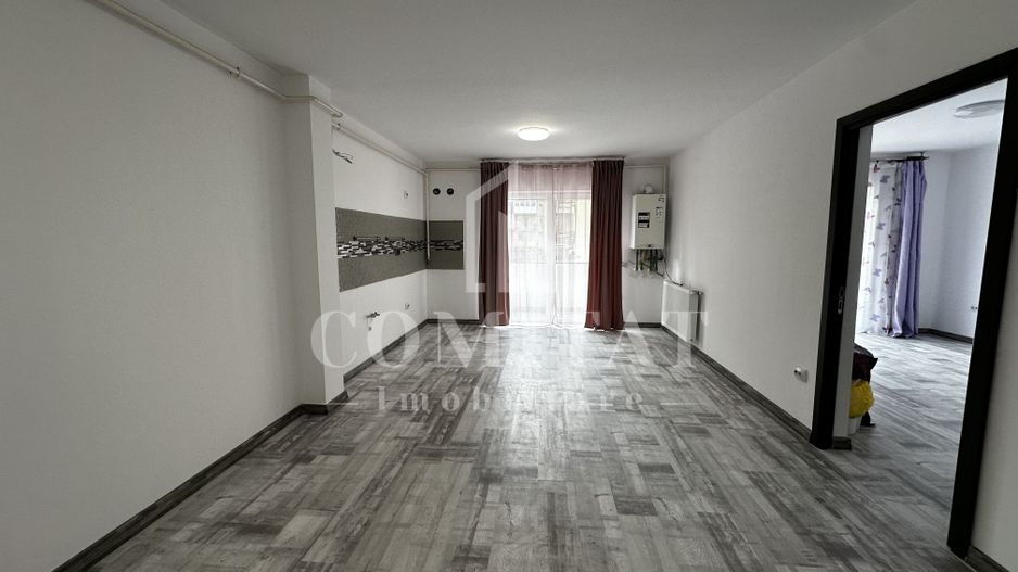 Apartament la etaj intermediar | Loc de parcare | Zona Porii - Poză 1