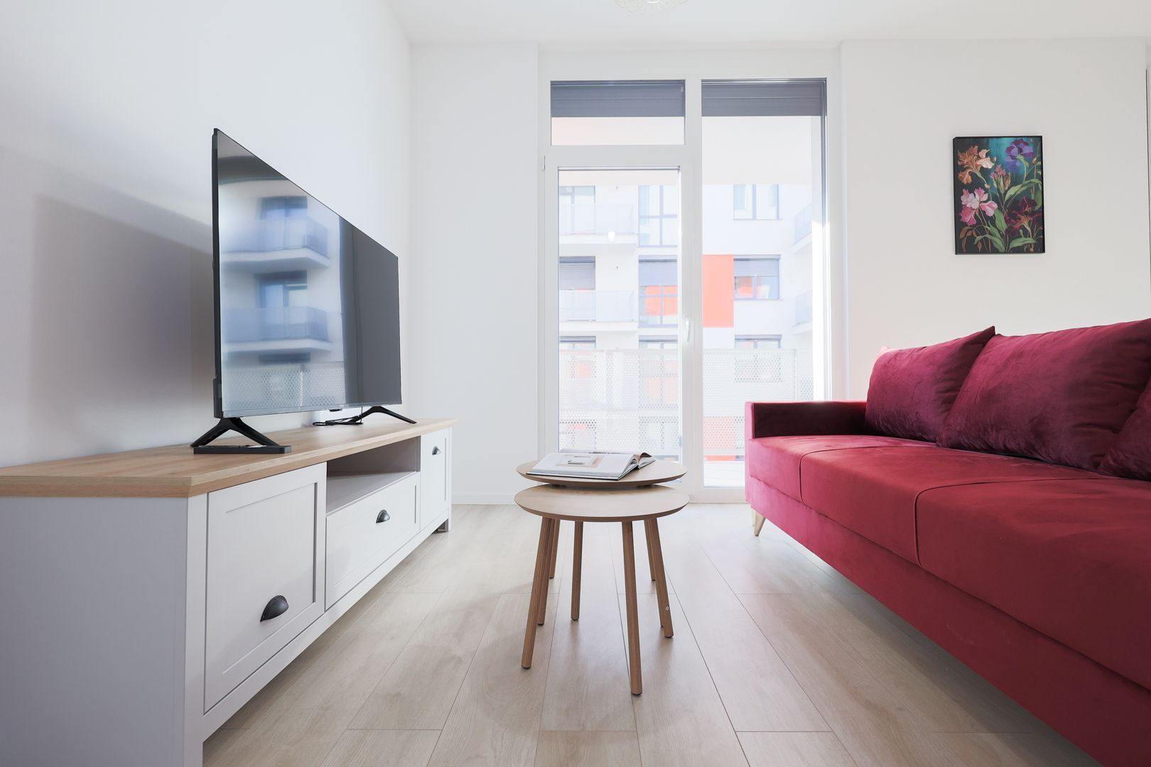 Locuință confortabilă și luminoasă în zona AFI – Apartament cu balcon - Poză 2