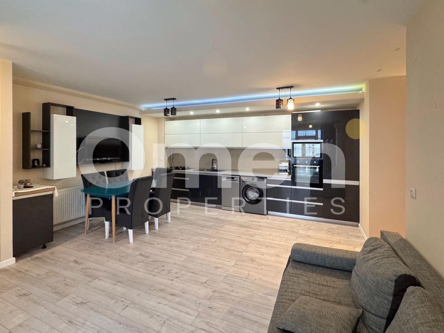 Apartament 3 camere de închiriat | zonă centrală | 72 mp | decomandat | - Poză 1