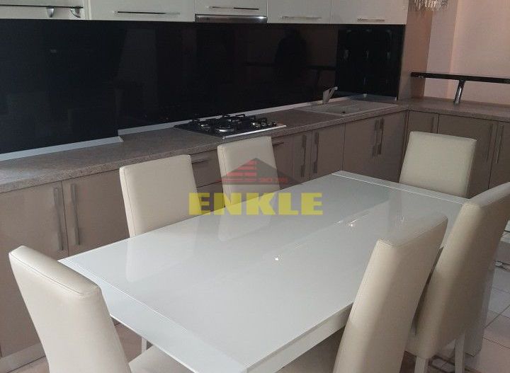 Apartament 2 camere de lux, mobilat, utilat, etaj 2, Zona: Piata Mare, 500 euro - Poză 2