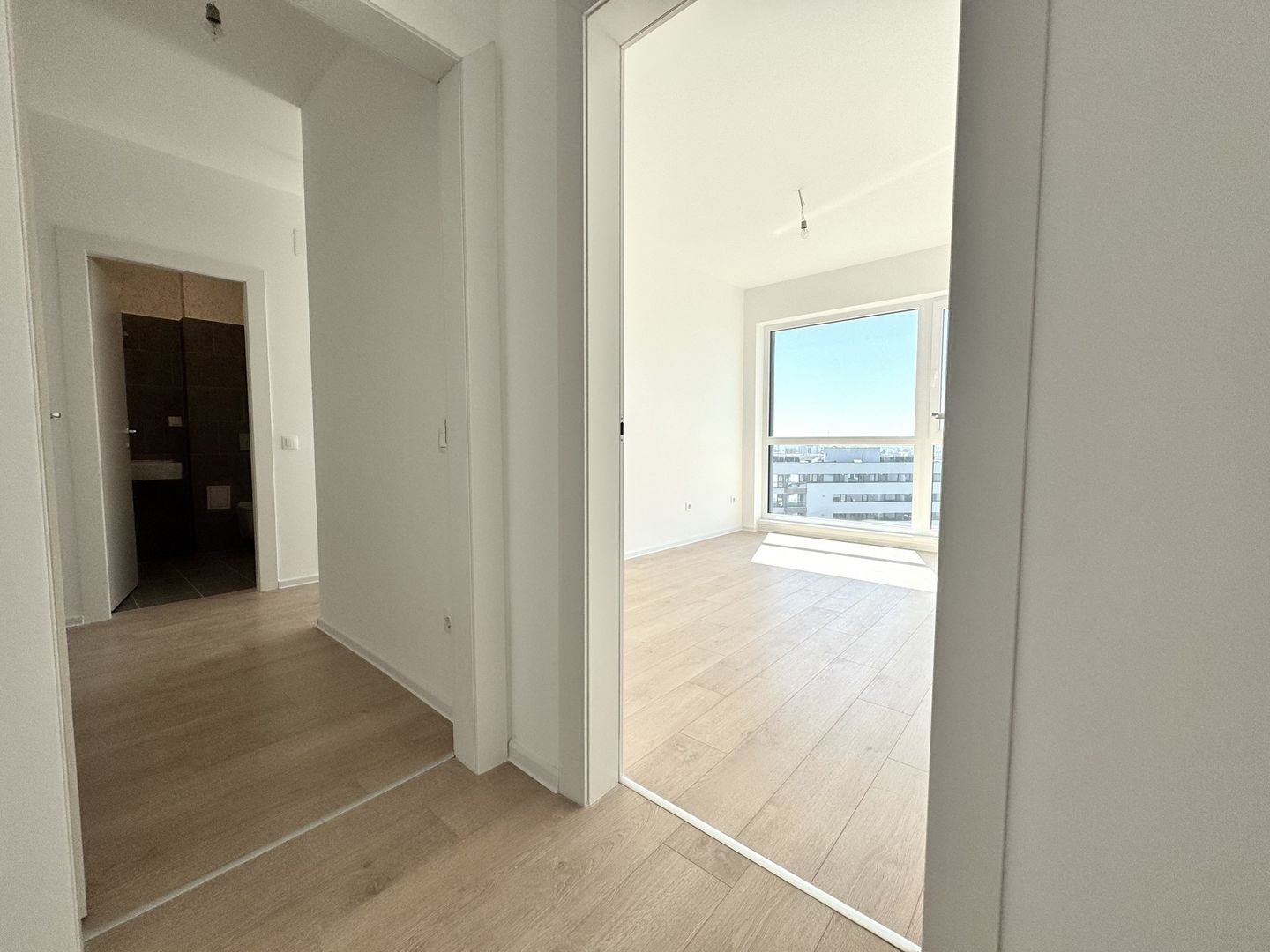 Apartament 4 camere Sector 1 Zona Mall Colosseum - Poză 18