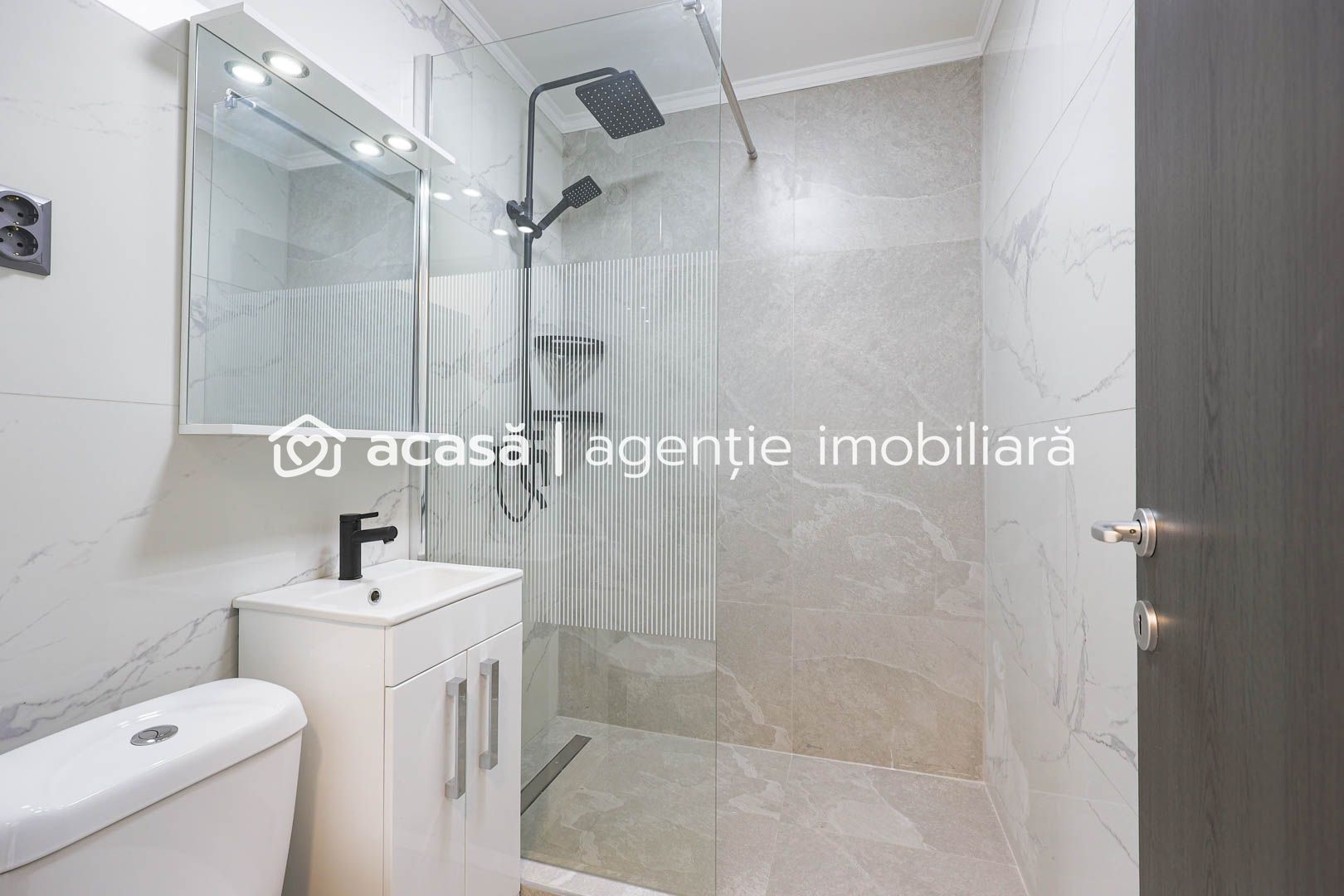 Apartament 2 camere, renovat și disponibil imediat în Fortuna/Vlaicu - Poză 3