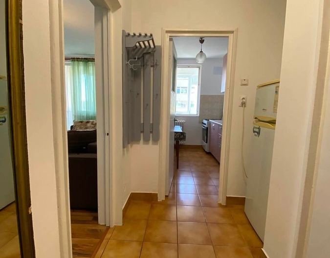 Apartament 2 camere in zona Drumul Taberei la 3 minute de metrou - Poză 6
