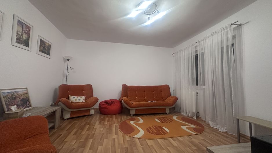 Vânzare apartament 3 camere - Confort modern într-o zonă excelentă! - Poză 2