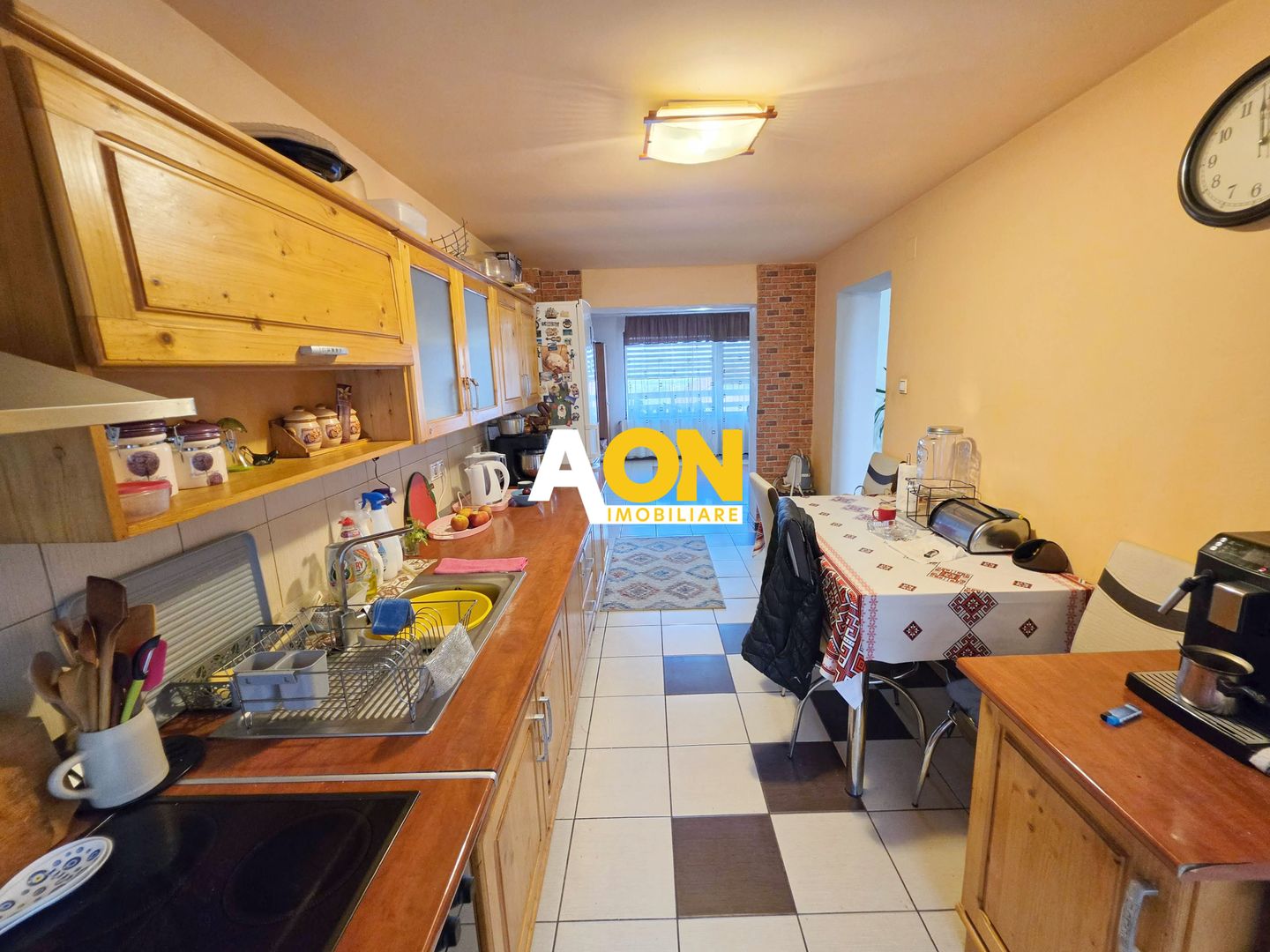 Casă cu 4 camere cu garaj, teren 619 mp, Alba Iulia - zona Micești - Poză 9