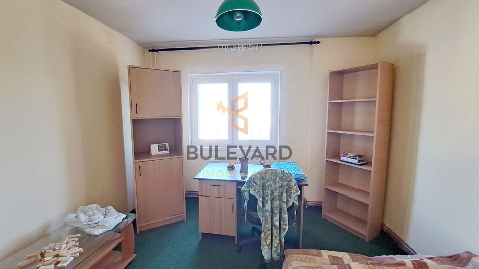 Apartament 4 camere dec., garaj, boxa subsol, zona Pta Zorilor - Poză 3
