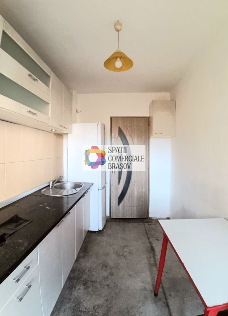 Apartament 3 camere de vânzare Brasov, zona Racadau, 77 mp, Spatii-comerciale-bv - Poză 1
