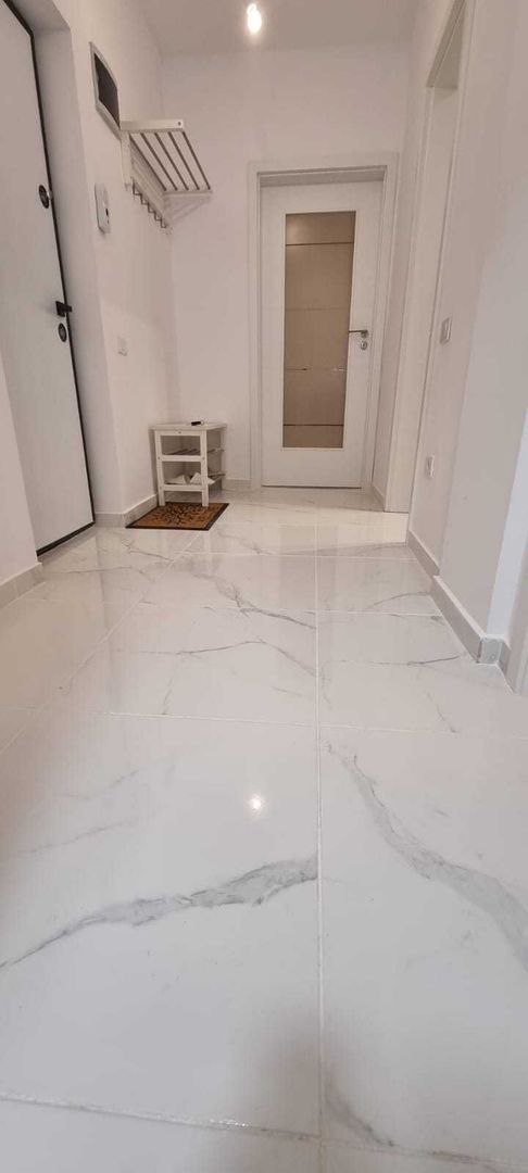 Apartament de inchiriere 2 camere Aparatorii Patriei - Poză 3