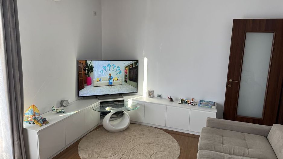 Apartament 3 camere - Damaroaia - Poză 2