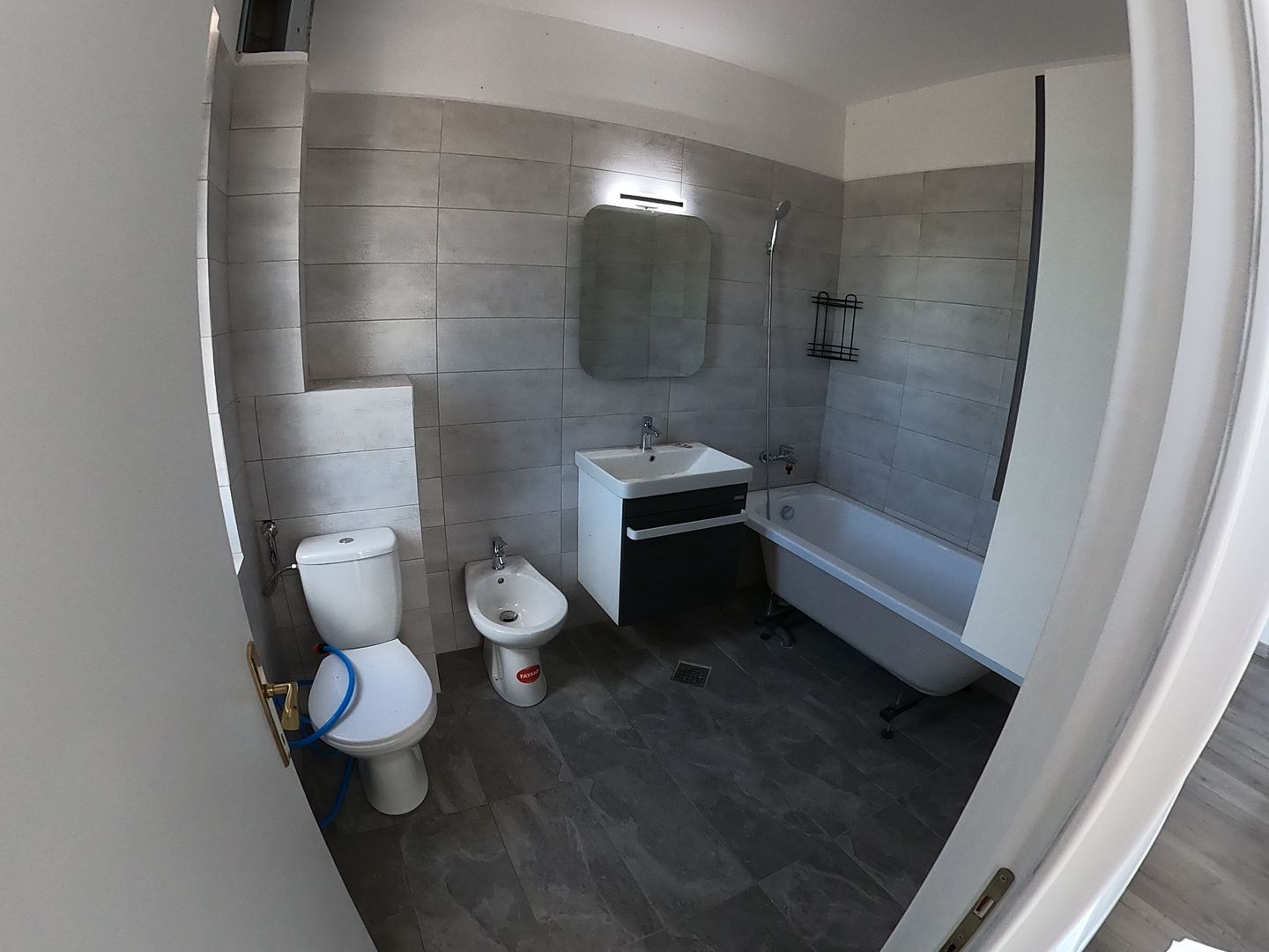 De închiriat – Vilă P+1 cu 4 camere, complet mobilată și utilată - Poză 9