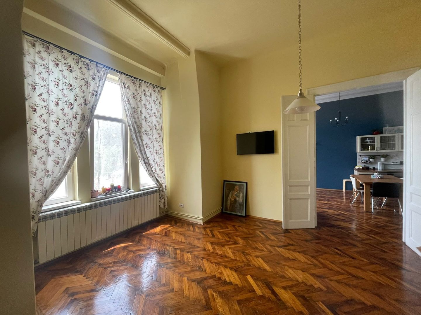 Apartament premium lângă Universitatea din Oradea | Vedere spre parc - Poză 2