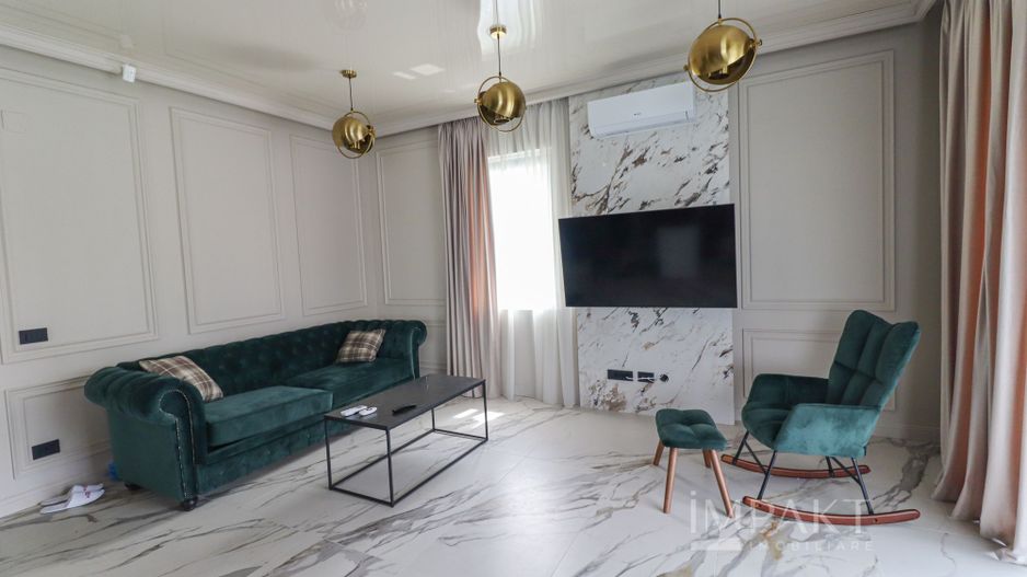 Oportunitate investitie! Vanzare casa cu 3 apartamente in Europa! - Poză 17