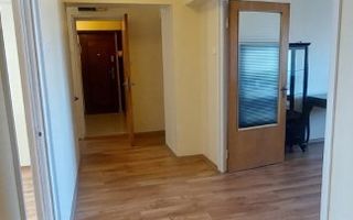 Vand apartament 4 camere situat la 10 min de Piata Unirii - Poză 6