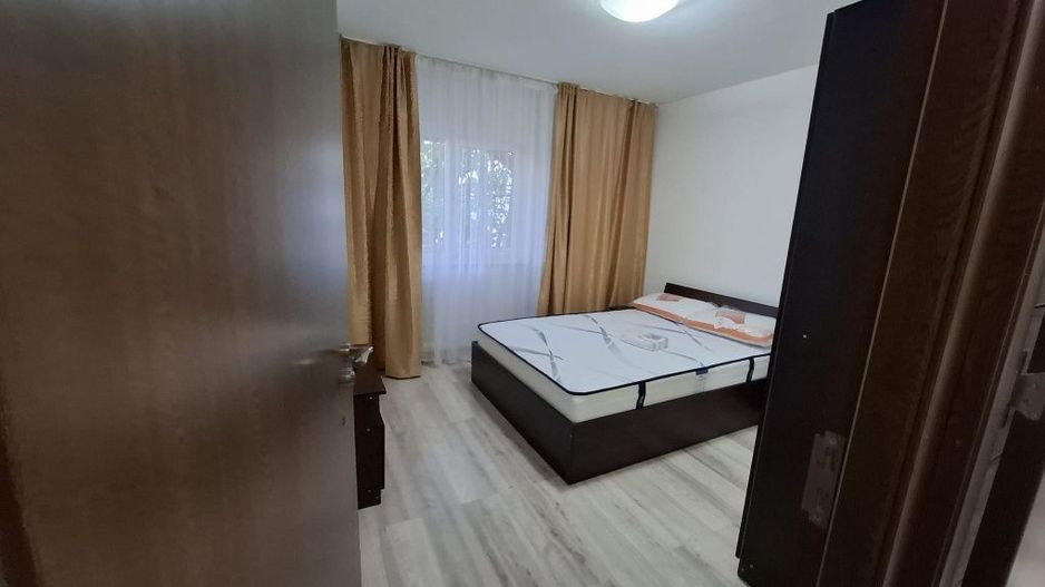 Inchiriat apartament 2 camere - Poză 1