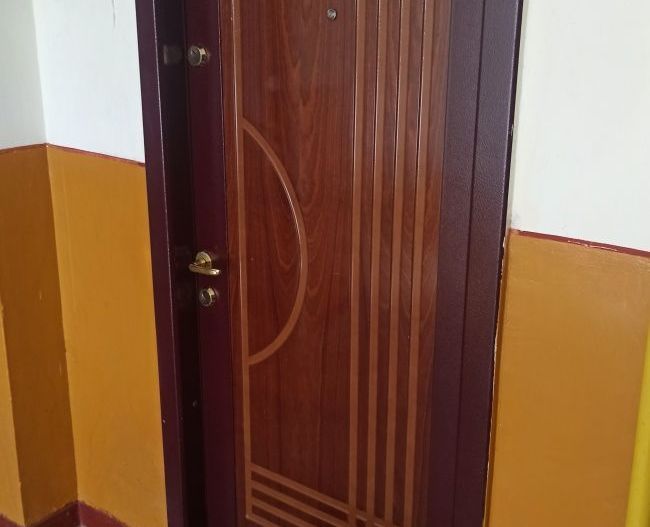 BRASADAS vinde garsoniera etaj 4/4 Micro 17 Somesului. - Poză 1