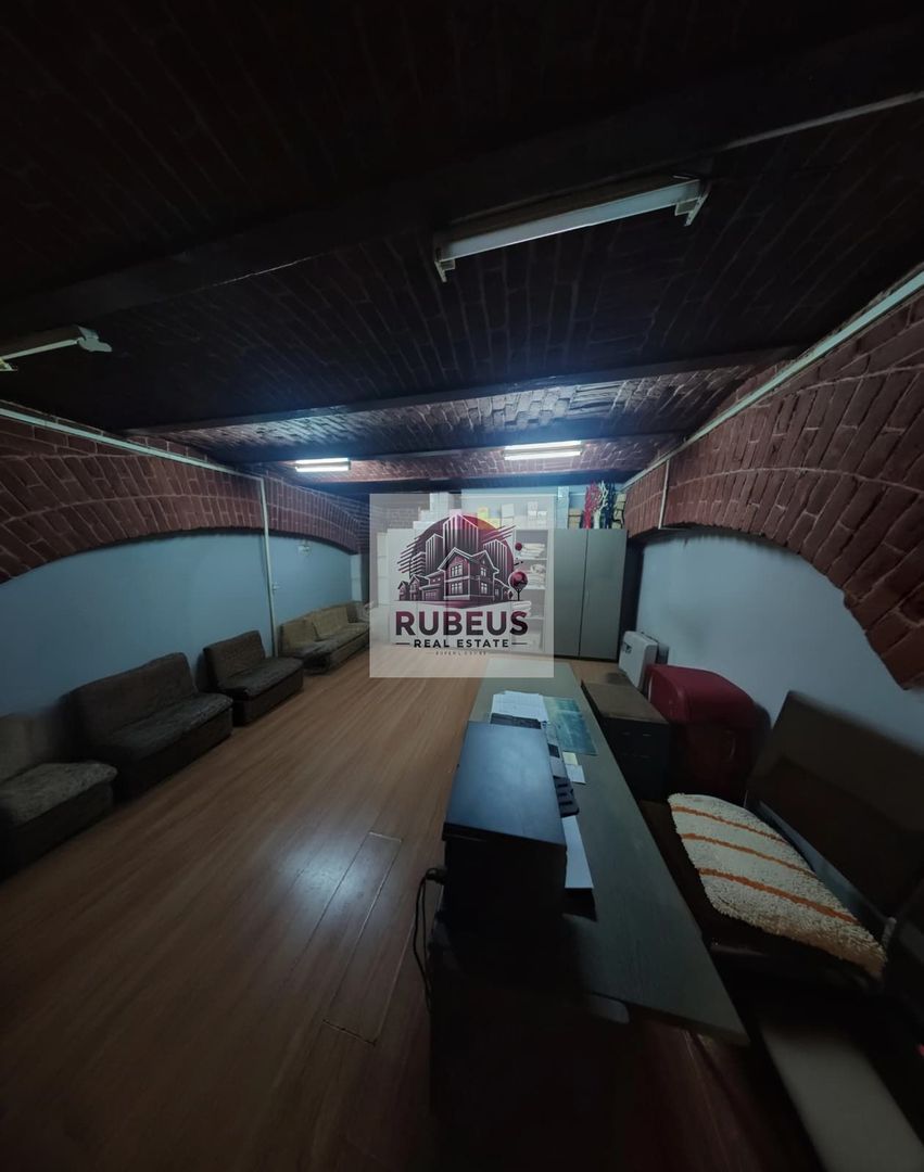 O Locație cu Istorie și Eleganță – În Centru, Pentru Afaceri Distincte - Poză 12