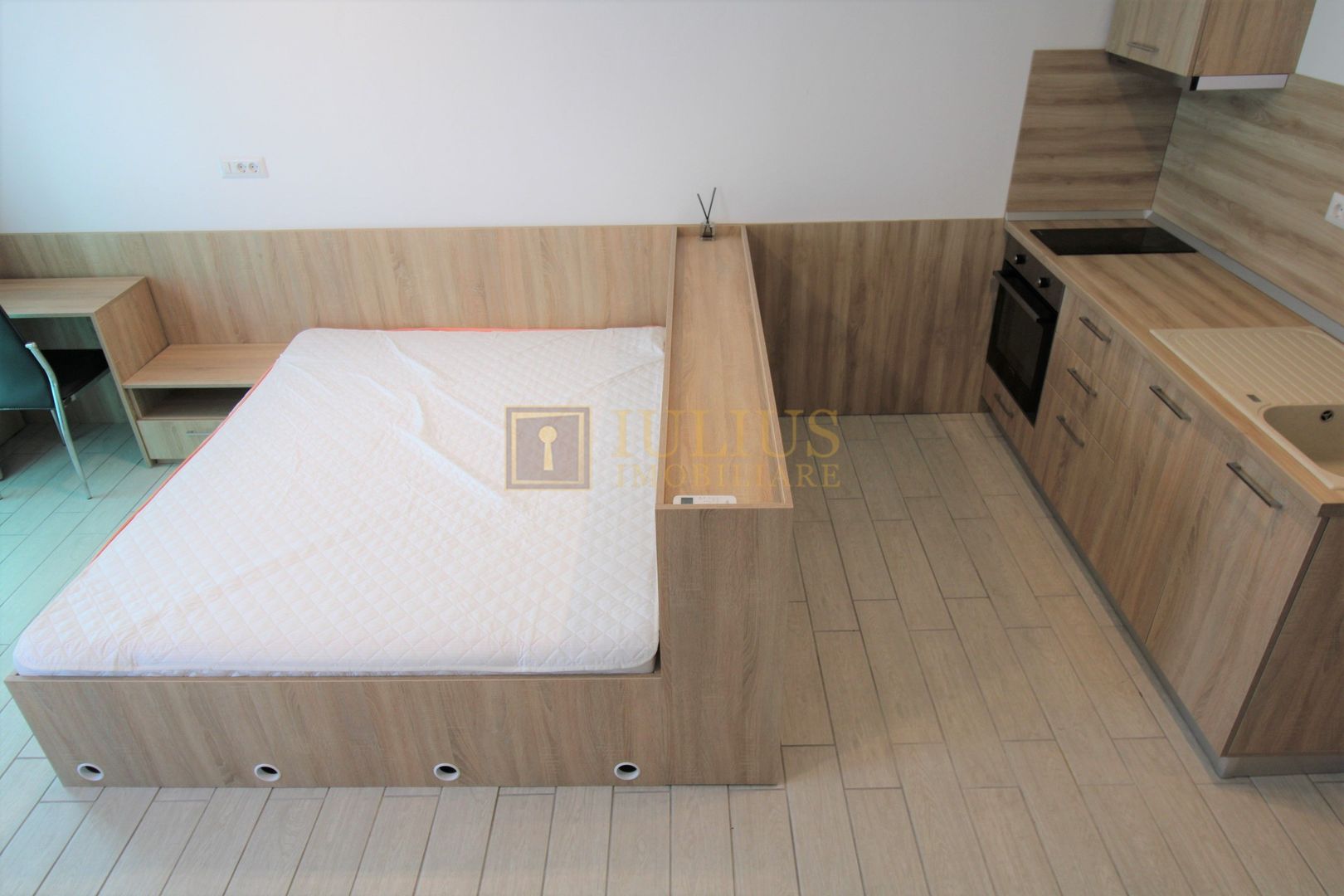 Încălzire în pardoseală, baia are fereastra. Loc parcare privat - Poză 8