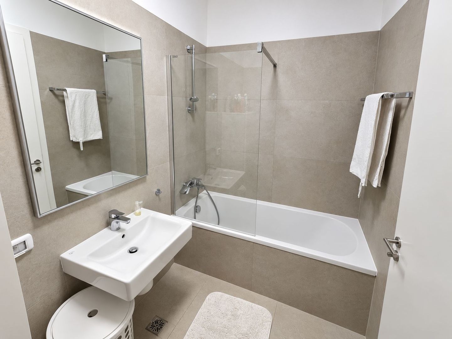 For Rent | Premium 2-Room Apartment | 72 sqm | Win Herăstrău - Poză 6
