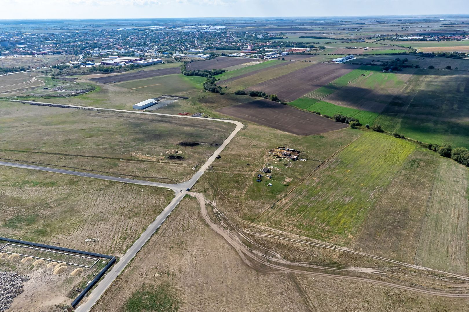 Oportunitate – Teren industrial 1.926 mp lângă Centura Vest Arad - Poză 3