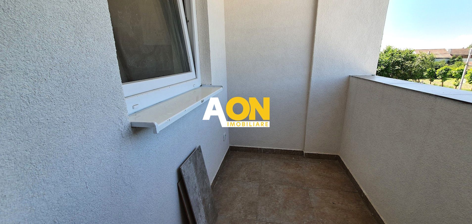 Apartament cu 1 camera, 42 mp utili, cu balcon, etaj 1, bloc nou - Poză 3