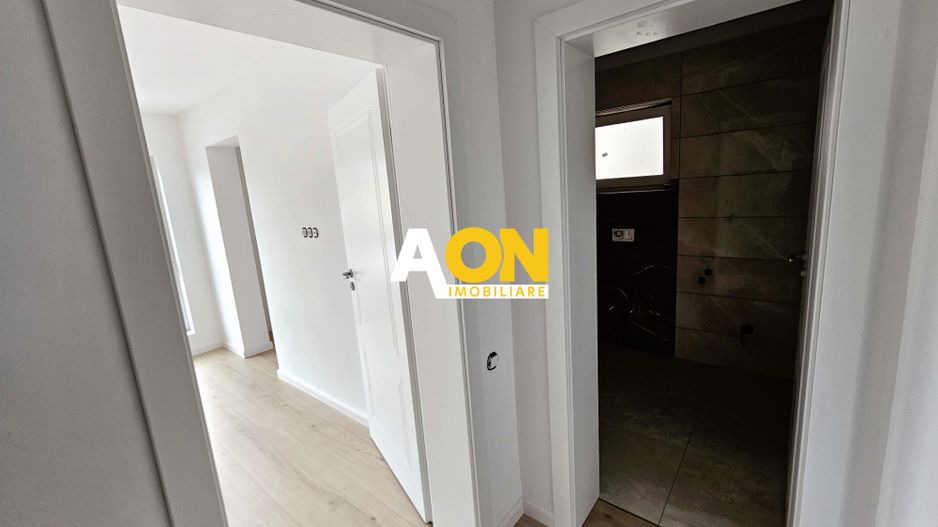 1/2 Duplex finisat 90%, 4 camere, 317 mp teren, zona Centru - Poză 10