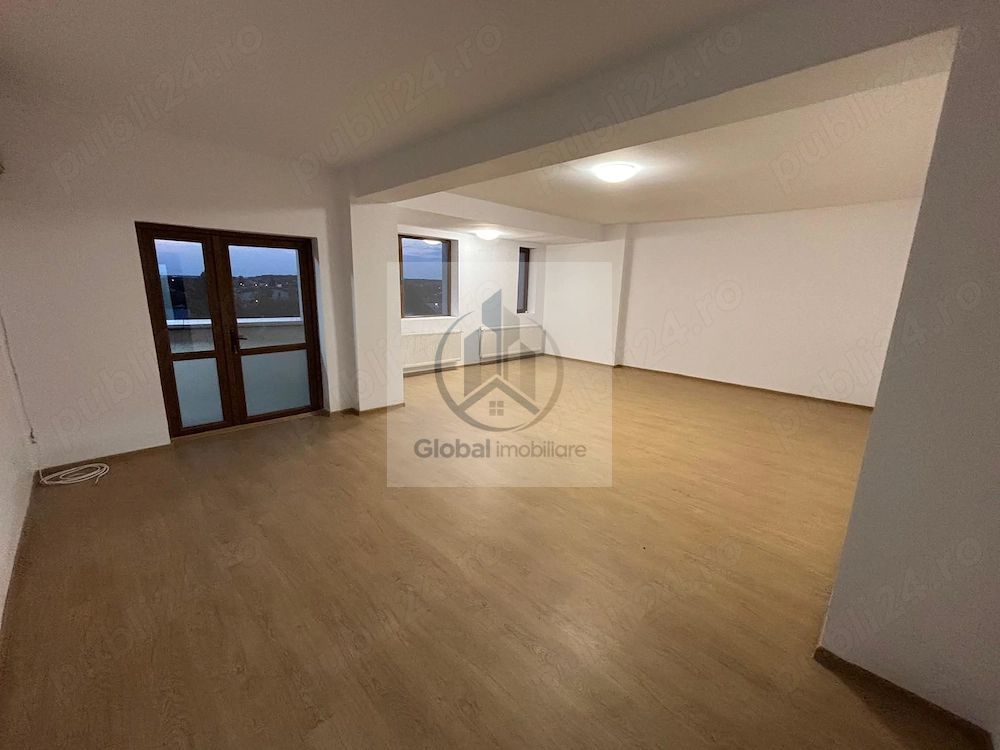 Apartament 3 camere Voluntari - Poză 2