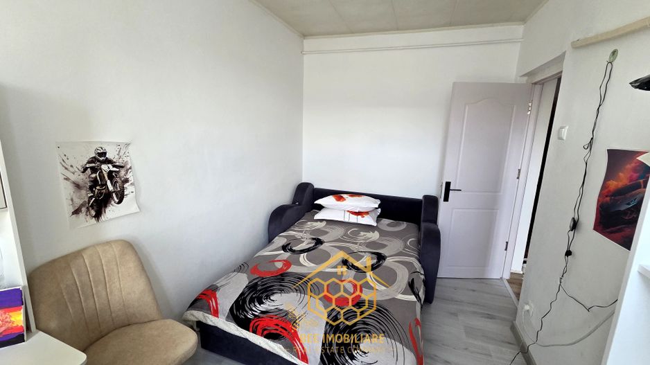 Apartament cu 3 camere in Valea Rosie - Poză 5