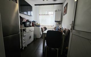 De vanzare Apartament 4 camere, Zona Inel 2 - Poză 4
