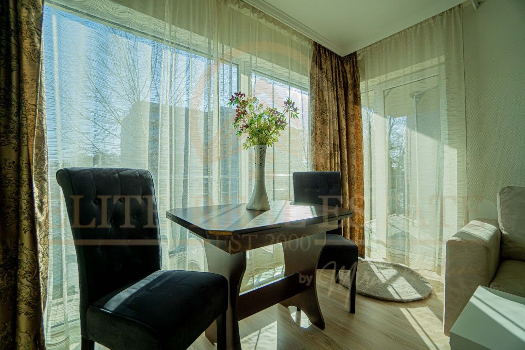 Apartament 2 camere – Mamaia, zona de intrare – Piscină - Poză 3