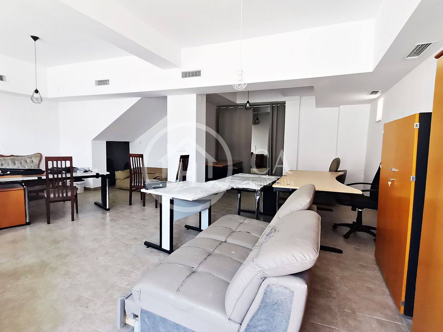 Casa de închiriat cu 7 camere în zona Dimitrie Cantemir, Oradea - Poză 6