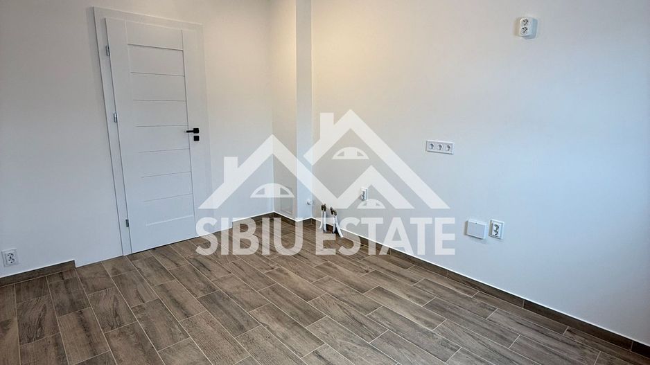 Locație excelentă! Apartament 3 camere renovat, etaj 1, Sibiu - Poză 30