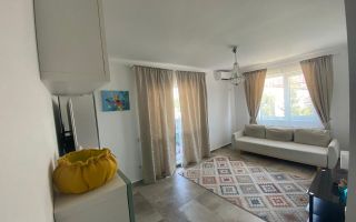 Vânzare apartament de 3 camere decomandat in Chiajna cu parcare - Poză 1