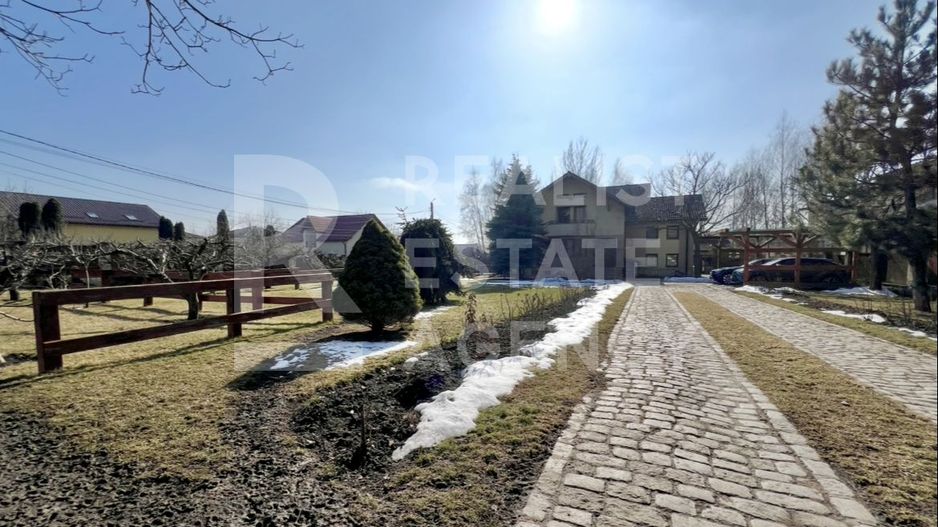 Vilă individuală 430 mp utili, teren 2.000 mp, panouri solare - Poză 5