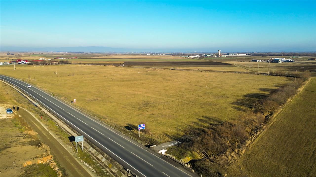 16.000 mp, teren intravilan, construibil, conditii apreciabile, Codlea Brasov - Poză 7
