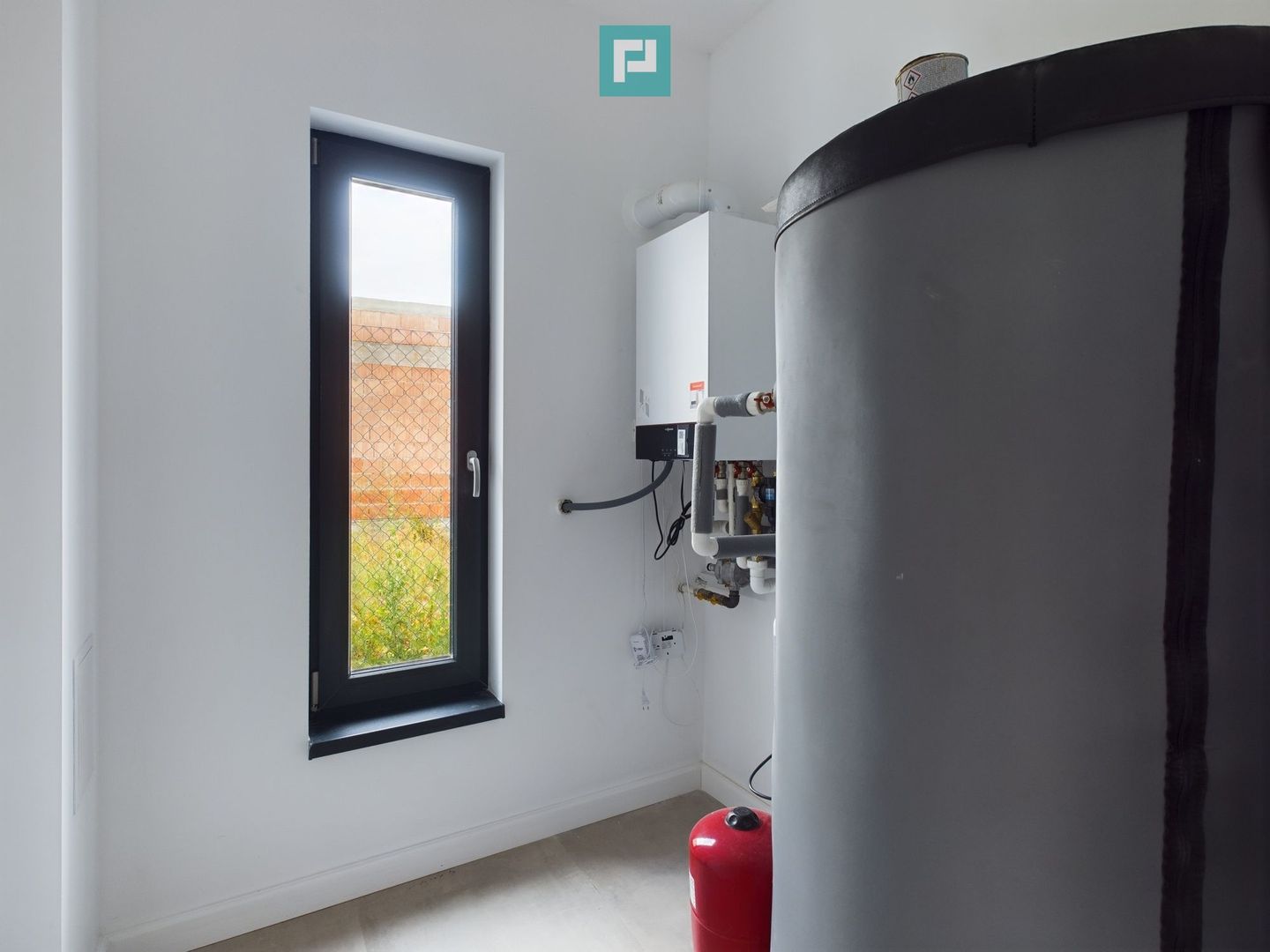 Vilă într-un Complex Rezidențial Nou cu Vedere la Balta Corbeanca - Poză 4