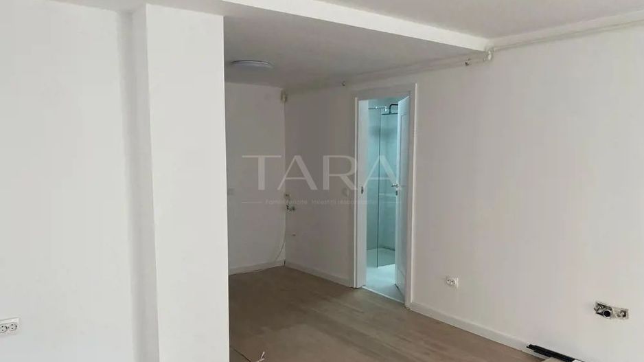 Apartament nou, balcon generos, zonă liniștită – Florești, Someșului. - Poză 4