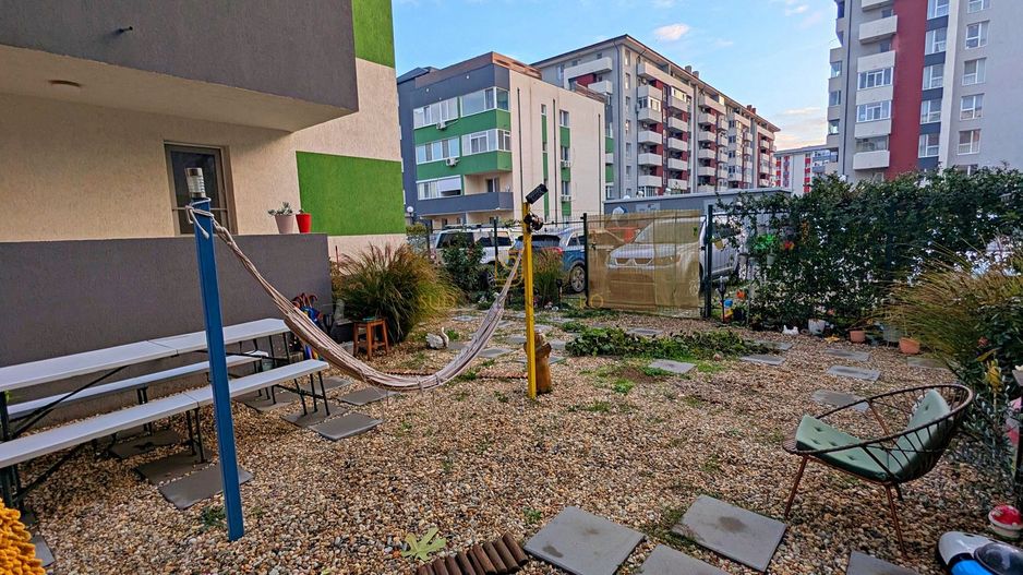 Metrou Bercen,  Apartament 2 camere, curte, decomandat, comision 0% - Poză 8