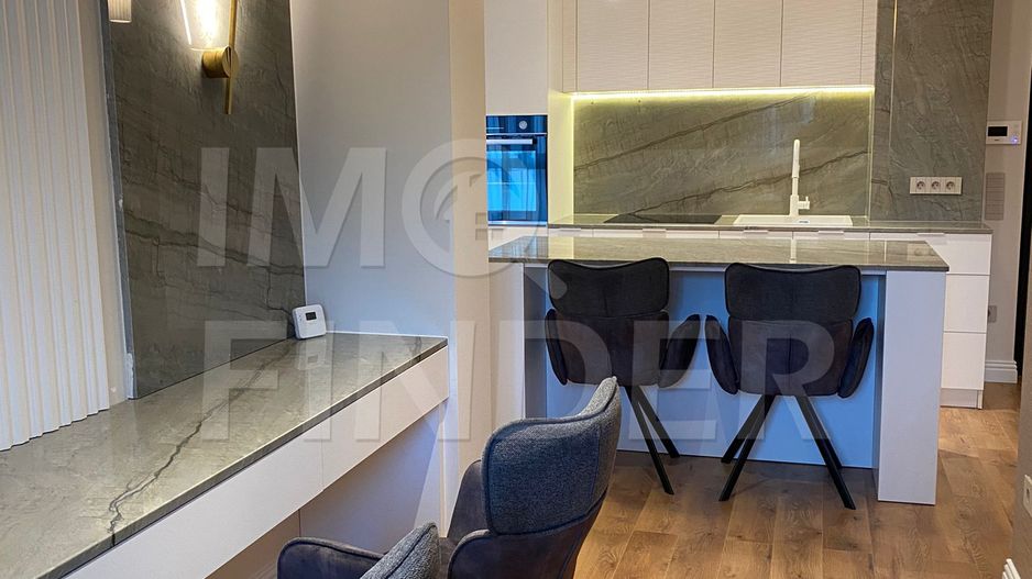 Vanzare 2 camere PREMIUM, zona Teatru National, 52 mp gradina - Poză 2