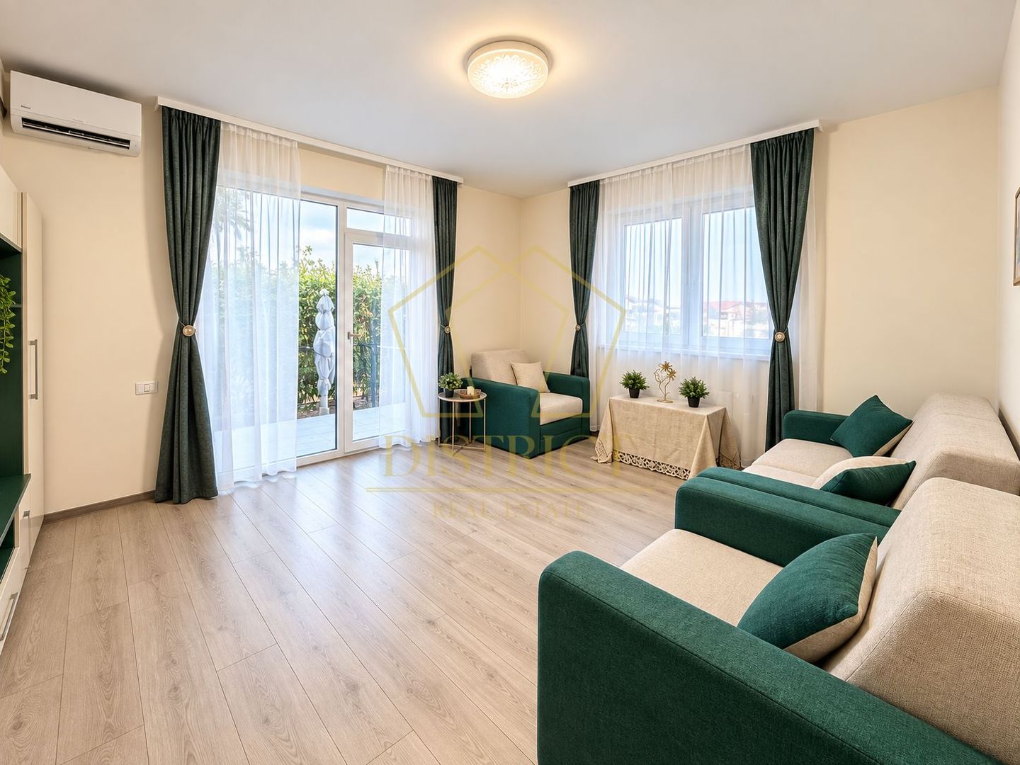 Apartament cu 2 camere Decomandat | Gradina proprie de 25 mp | Giroc langa ESO. - Poză 1