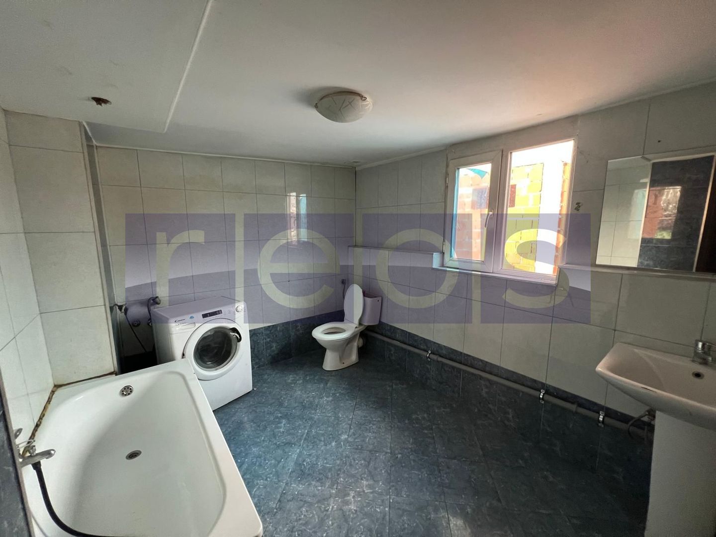 DE VANZARE OPORTUNITATE | VILĂ  CURTE INDIVIDUALĂ | TEREN 350 MP - Poză 9