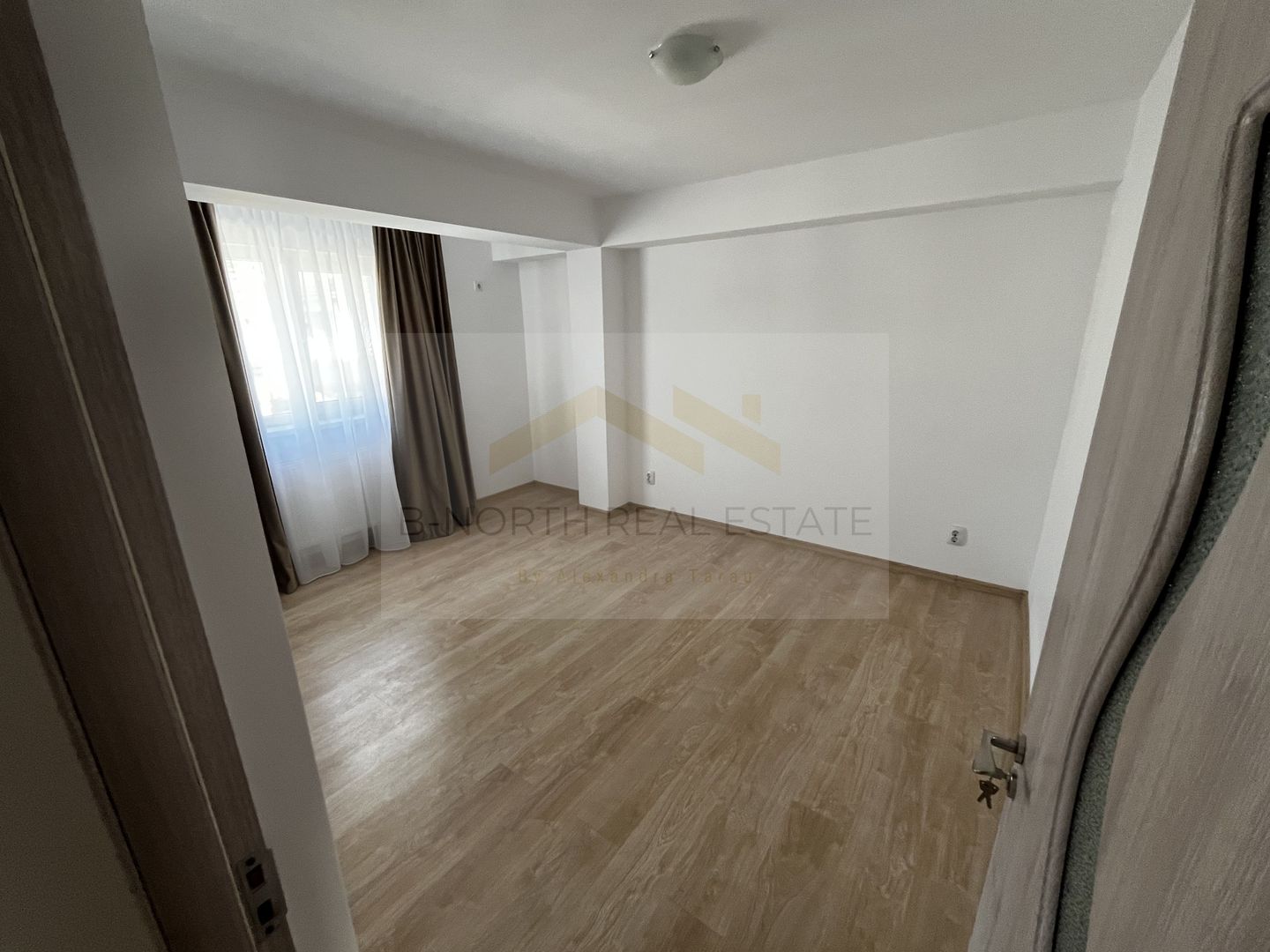 Casă premium cu 4 camere de închiriat – zonă Prelungirea Ghencea - Poză 20